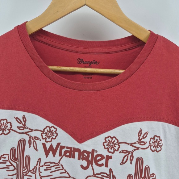 Wrangler Womens Red‎ White Graphic Tee Shirt Cactus Skull Southwestern Sz M - Picture 3 of 10
